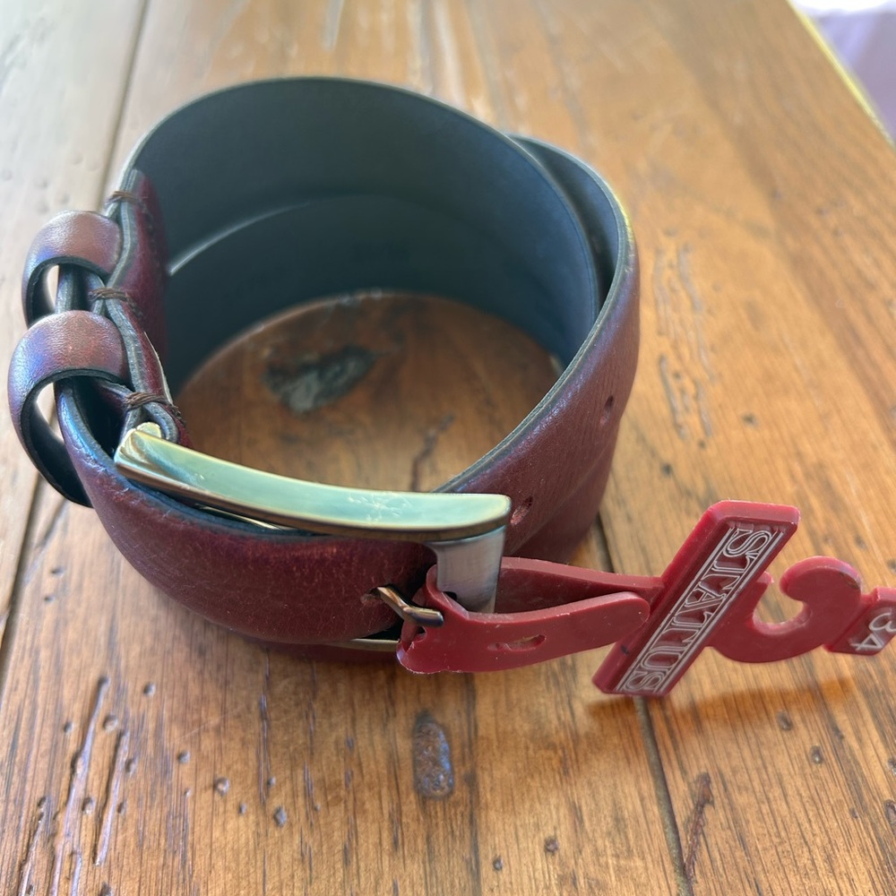 NWT Men’s STATUS Italian Burgundy Genuine Leather Belt Silver Buckle Size 34